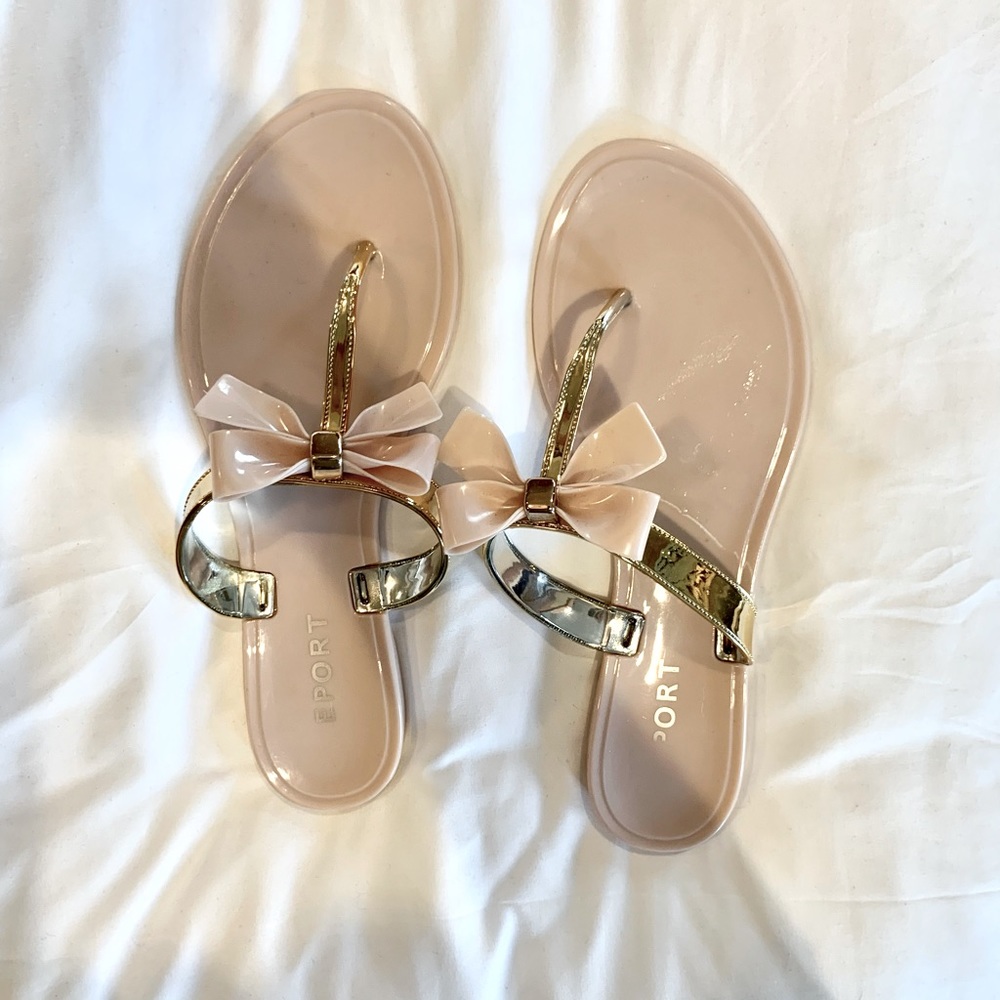Report nude and gold jelly flip flops